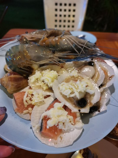 อาหาร หรือ เครื่องดื่ม