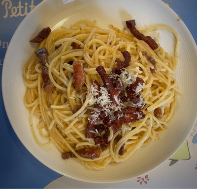 สปาเก็ตตี้ Grey Amatriciana (Pasta Alla Gricia)