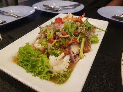 ยำวุ้นเส้น