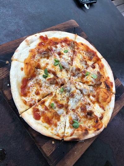 พิซซ่าโฮมเมด