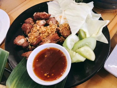 อาหาร หรือ เครื่องดื่ม