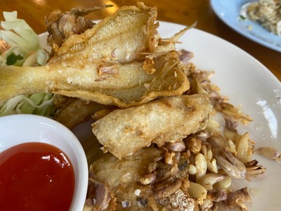 อาหาร หรือ เครื่องดื่ม