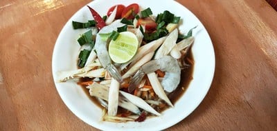 ตำไหลบัวกุ้งสด