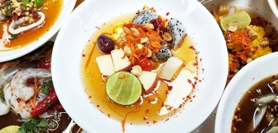 ตำไท
