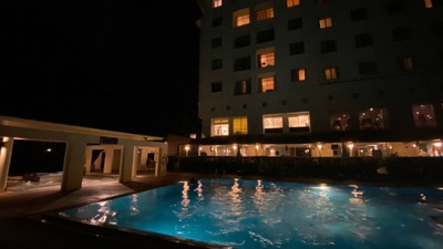 สระว่ายน้ำ/ชายหาด