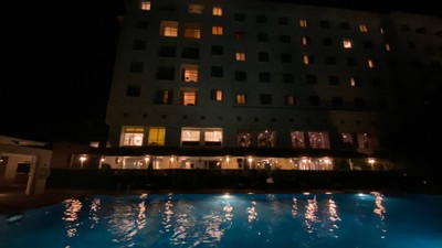 สระว่ายน้ำ/ชายหาด