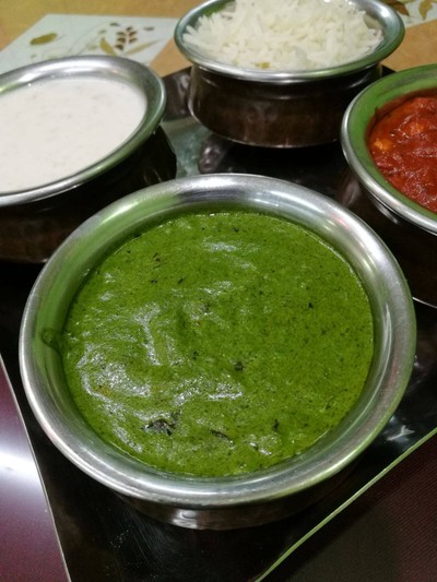 แกงผักโขมชีส