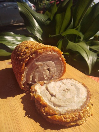 หมูกรอบชาชู (สั่งจองล่วงหน้า)