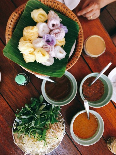 ขนมจีน 7 สี