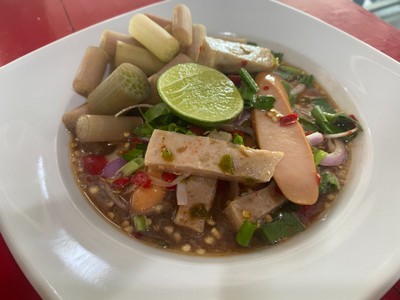 อาหาร หรือ เครื่องดื่ม