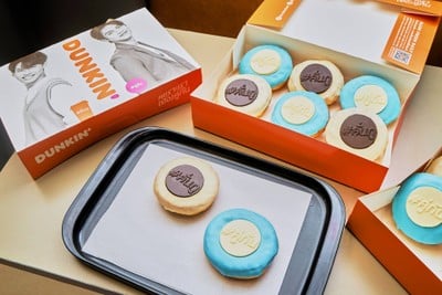 "โดนัท #Still2getherCollection"