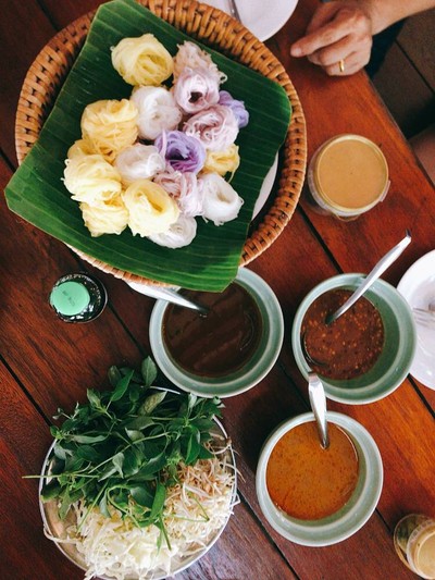ขนมจีน 7 สี