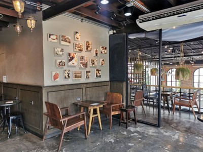 บรรยากาศ BEYOND CAFE (บียอนด์ คาเฟ่ กาแฟ เค้ก) หนองประจักษ์