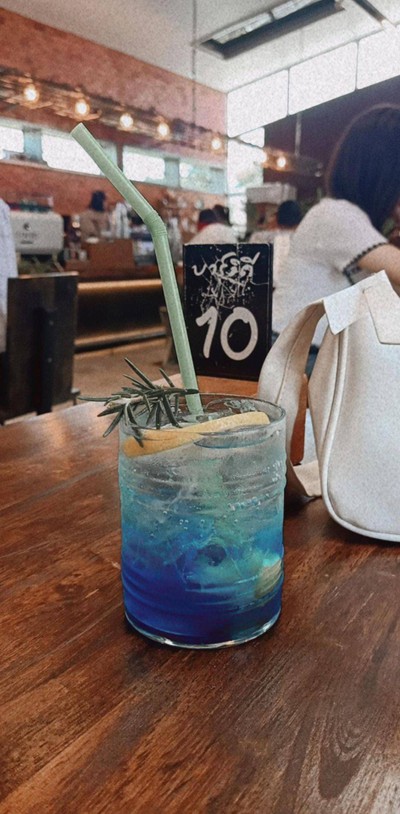 Blue Lemon Tonic (Light Alcohol)