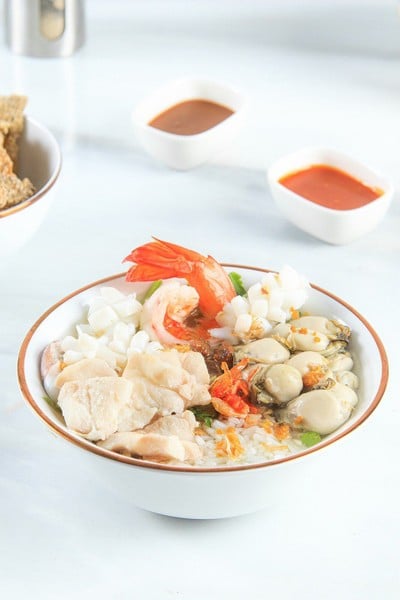 เมนูของร้าน ข้าวต้มปลากิมโป้ บรรทัดทอง บรรทัดทอง