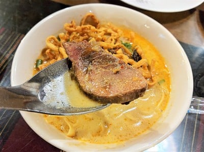 ข้าวซอยเนื้อ Kao Soi Neua