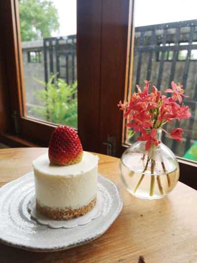 STRAWBERRY CHEESECAKE