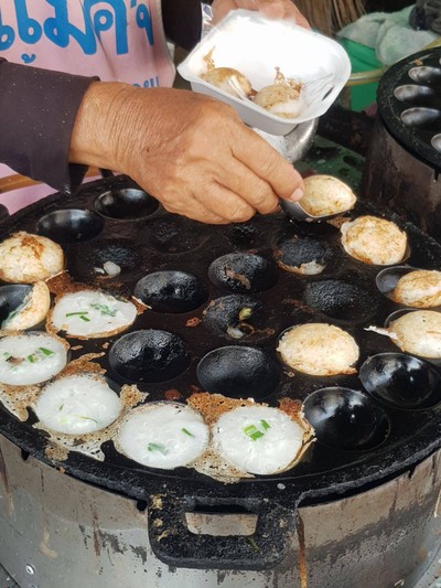 ตลาดหน้าโรงพยาบาลสวรรค์ประชารักษ์