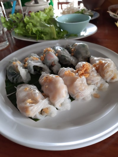 ข้าวเกรียบปากหม้อ