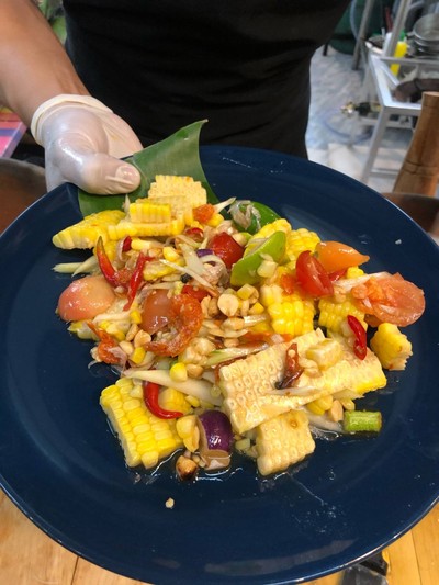 ตำไทยข้าวโพดไข่เค็ม