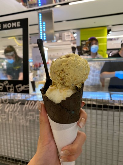 GUSS DAMN GOOD & COFFEE เซ็นทรัลเวิลด์ (Centralworld)