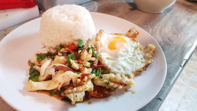 เมนูของร้าน ข้าวเหลือ เกลืออิ่ม