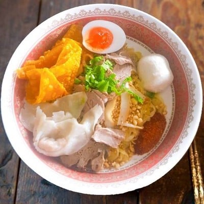 ก๋วยเตี๋ยวหมูพี่รัตน์ สาขา 2 ภูธร.8