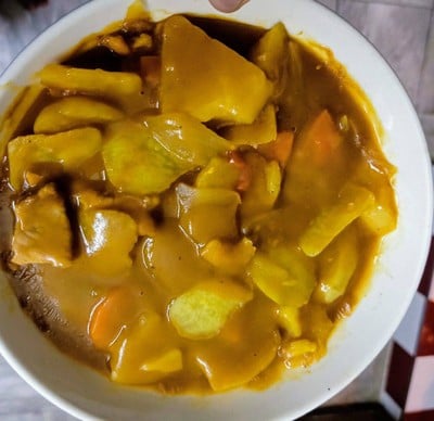 แกงกระหรี่หมู  Pork Golden Curry