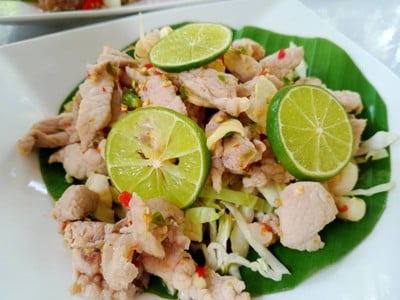 อาหาร หรือ เครื่องดื่ม