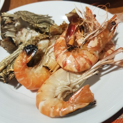 อาหาร หรือ เครื่องดื่ม