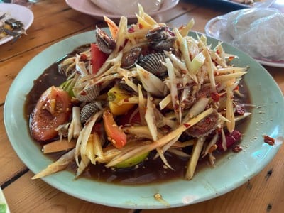 ตำหอยดอง