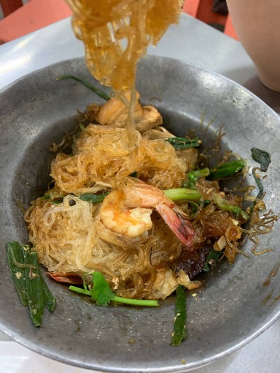กุ้งอบวุ้นเส้น