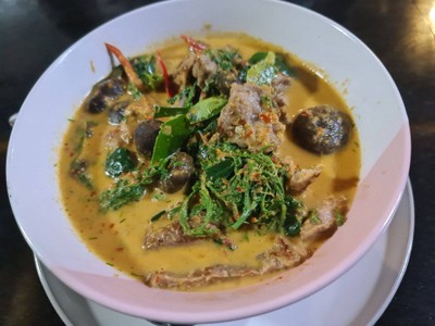 แกงเห็ดเผาะ