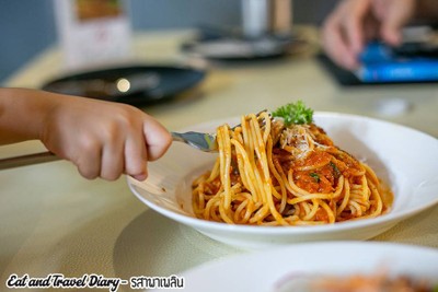 Tomato sauce with pork ball