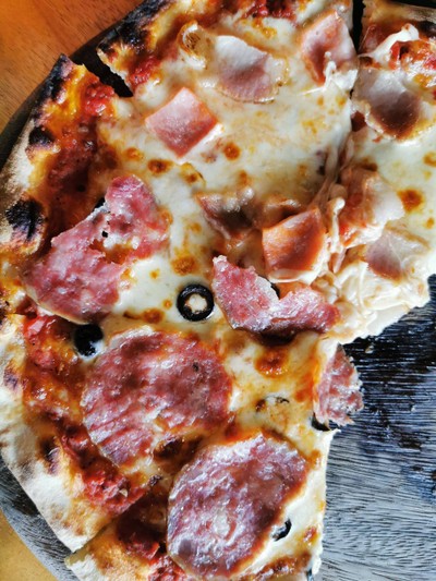 อาหาร หรือ เครื่องดื่ม