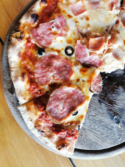 อาหาร หรือ เครื่องดื่ม