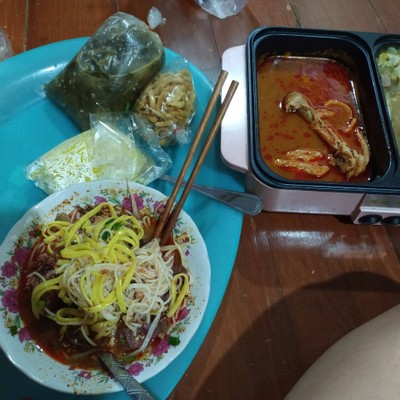 อาหาร หรือ เครื่องดื่ม