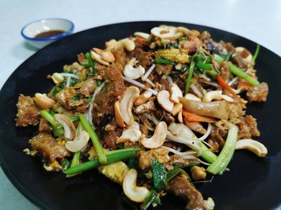 กระเพาะปลาผัดแห้ง