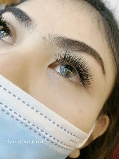 ต่อขนตาบน