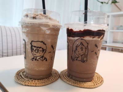 อาหาร หรือ เครื่องดื่ม