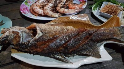 อาหาร หรือ เครื่องดื่ม