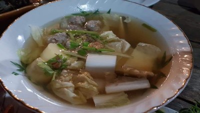 อาหาร หรือ เครื่องดื่ม