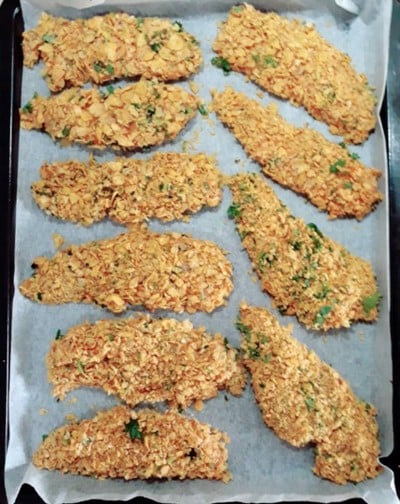วิธีทำ ไก่กรอบคอร์นเฟลก(แบบอบ) baked cornflake crusted chicken