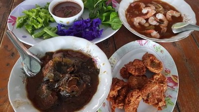 อาหาร หรือ เครื่องดื่ม