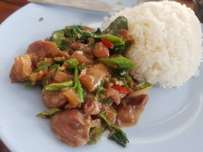กระเพราเอ็นเนื้อ