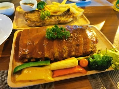 เมนูของร้าน ใบไม้