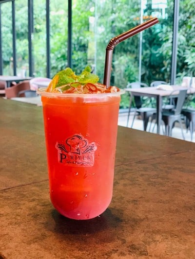 P-River Cafe&Restaurant