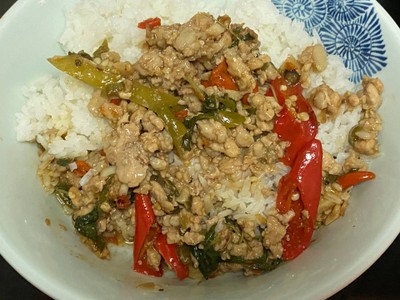 ข้าวกะเพราหมูสับ