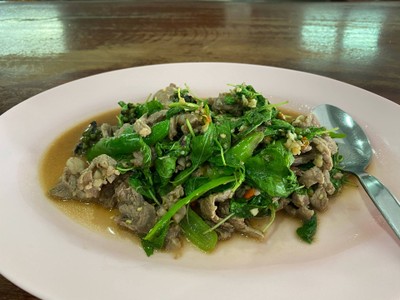 กระเพราเนื้อ