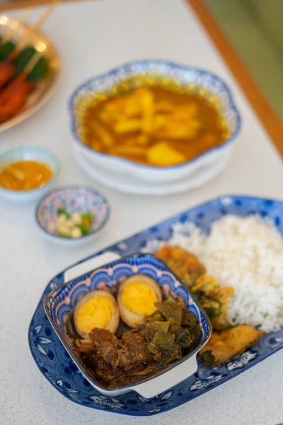 Paknang อารีย์